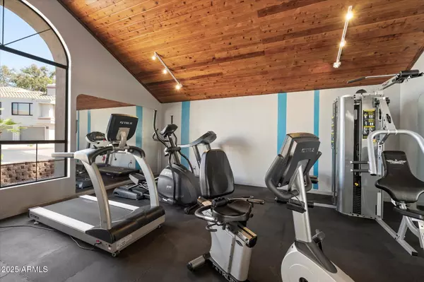 Scottsdale, AZ 85258,10115 E MOUNTAIN VIEW Road #1092