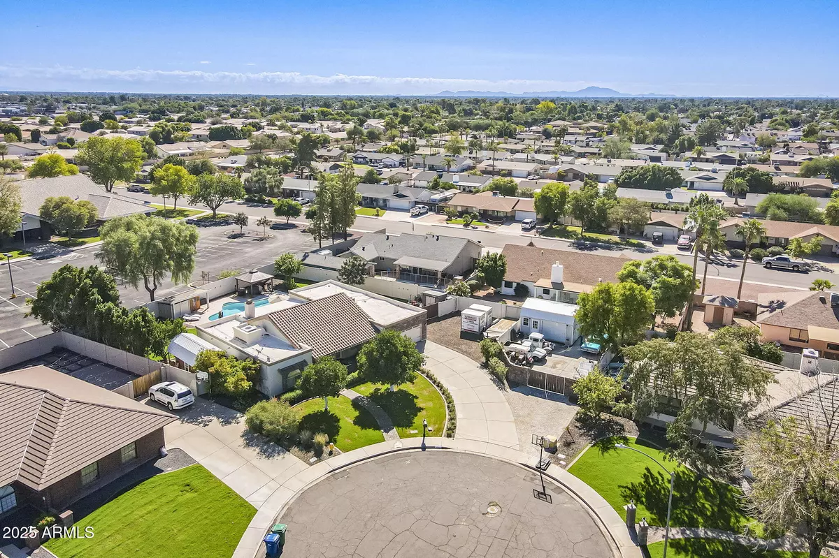 Mesa, AZ 85203,2217 N HUNT Circle