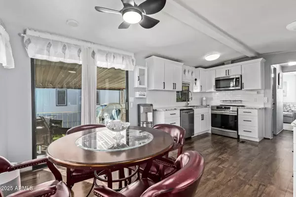 Mesa, AZ 85206,111 S Greenfield Road #419