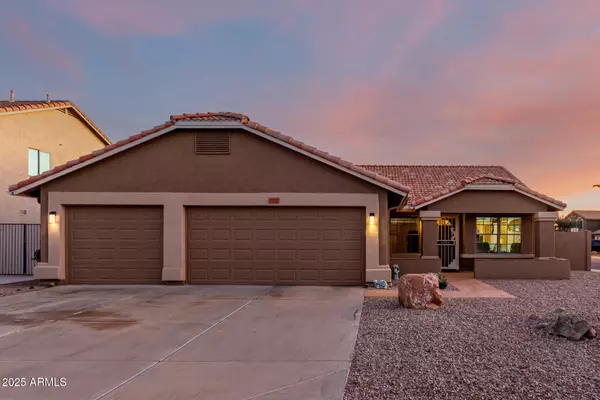 225 E SHEFFIELD Court, Gilbert, AZ 85296