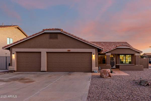 225 E SHEFFIELD Court, Gilbert, AZ 85296