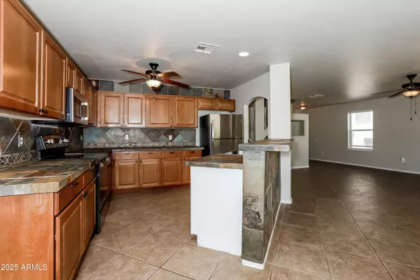 San Tan Valley, AZ 85143,1498 E ROSEBUD Drive