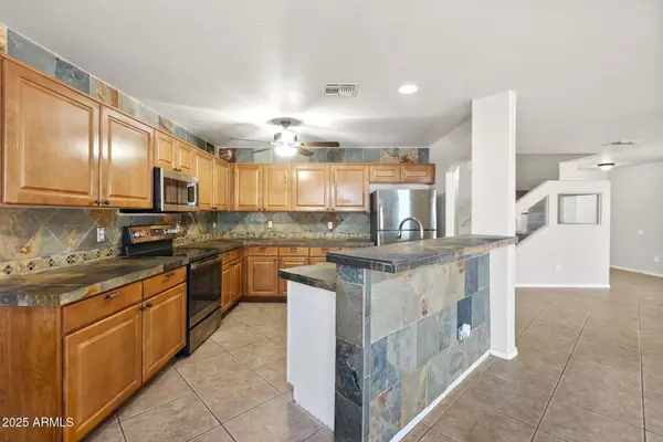 San Tan Valley, AZ 85143,1498 E ROSEBUD Drive