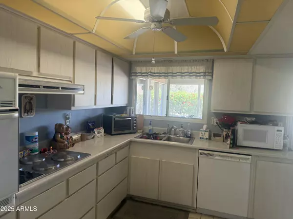 Sun City, AZ 85373,19617 N WILLOWCREEK Circle