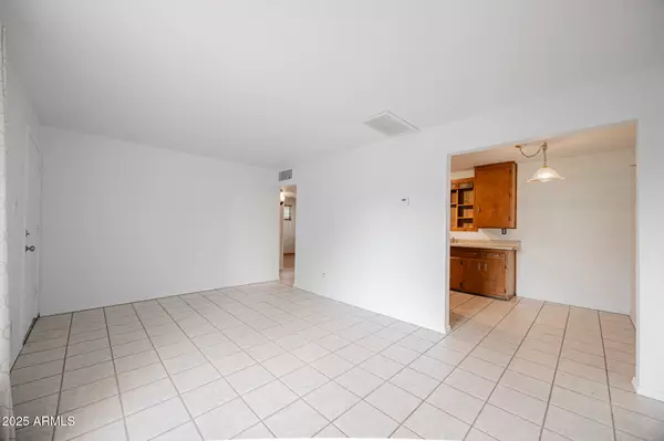 Phoenix, AZ 85020,9430 N 11TH Place