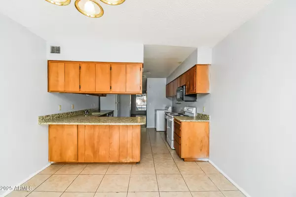 Mesa, AZ 85203,825 E FOUNTAIN Street