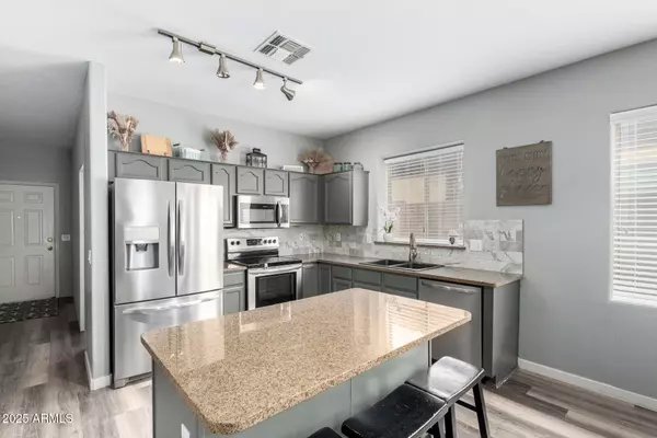 Mesa, AZ 85208,10543 E FLOSSMOOR Avenue