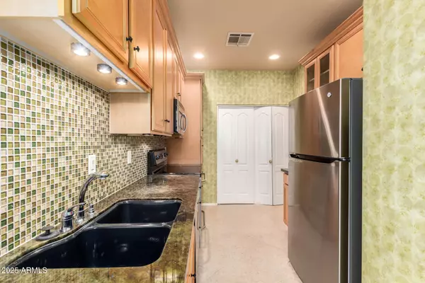 Mesa, AZ 85204,2565 E Southern Avenue #3