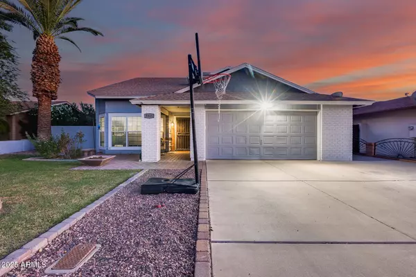 5315 W SHAW BUTTE Drive, Glendale, AZ 85304