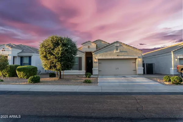 3982 W Maggie Drive, San Tan Valley, AZ 85144