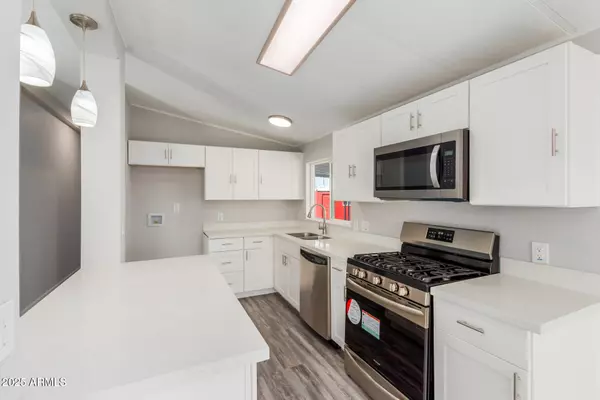 Phoenix, AZ 85027,2650 W UNION HILLS Drive ##247