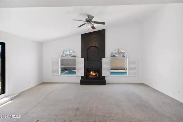 Mesa, AZ 85202,2150 S LAS PALMAS --