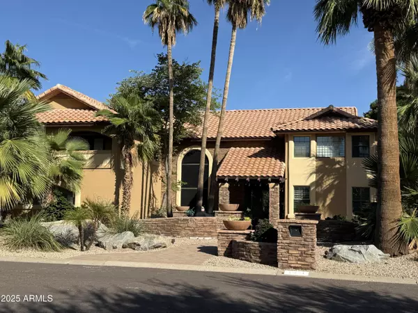 11621 S BLACKFOOT Drive, Phoenix, AZ 85044