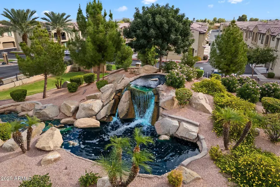 155 N LAKEVIEW Boulevard #108, Chandler, AZ 85225