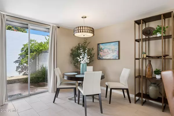 Phoenix, AZ 85018,4208 N 38TH Street #2