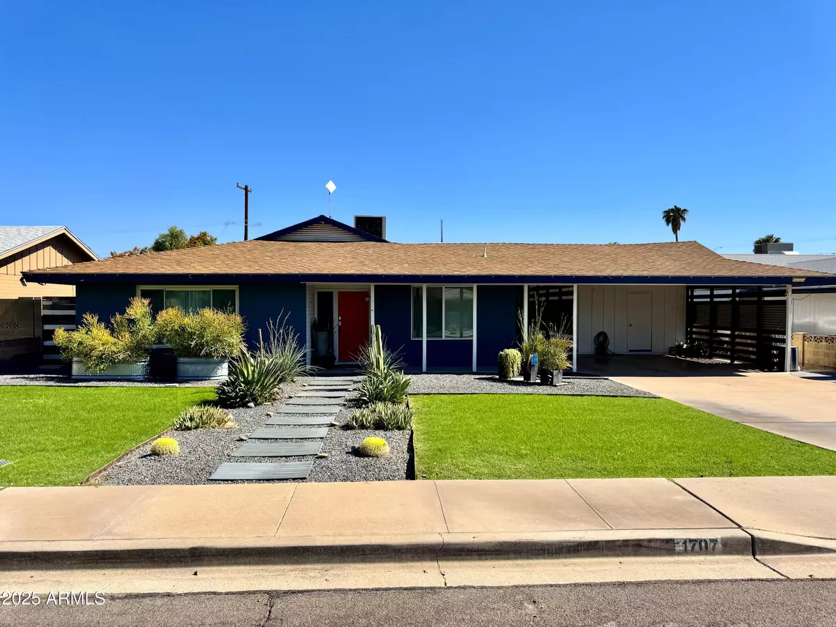 Tempe, AZ 85288,1707 N BRIDALWREATH Street