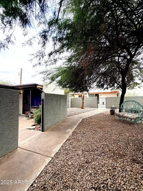 Phoenix, AZ 85016,4202 N 28th Street #6