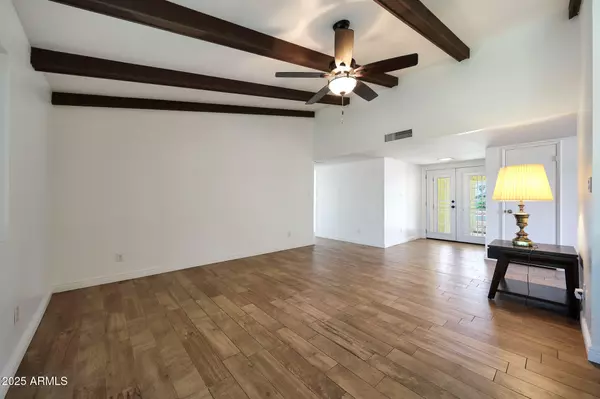 Phoenix, AZ 85022,15841 N 22ND Place