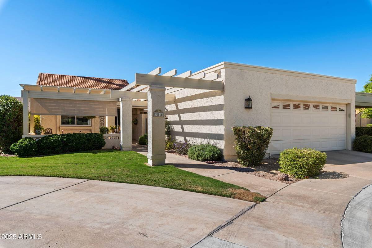 Mesa, AZ 85206,305 LEISURE WORLD --