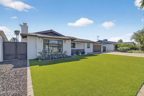 Scottsdale, AZ 85251,8335 E MONTECITO Avenue