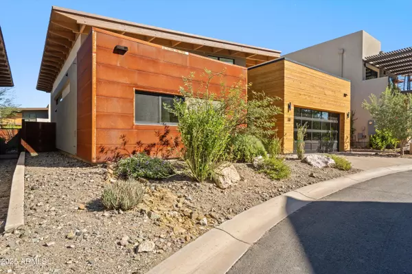 Cave Creek, AZ 85331,6525 E CAVE CREEK Road #33