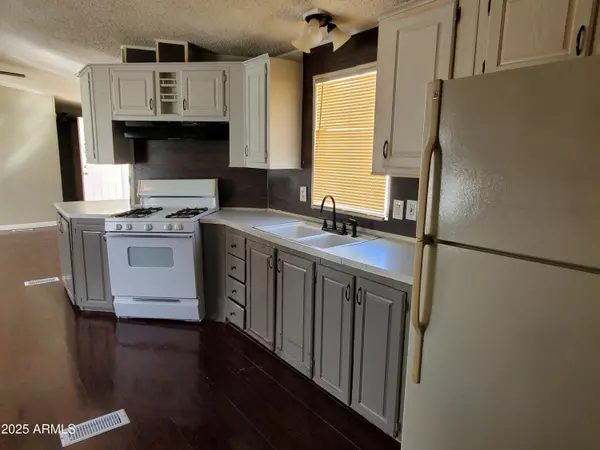 Casa Grande, AZ 85122,708 W MCMURRAY Boulevard #29