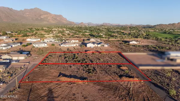 Apache Junction, AZ 85119,0 E TBD-Lot 4 --
