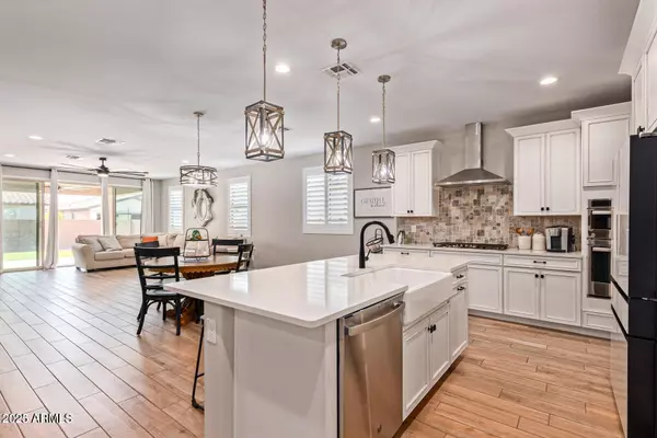 Phoenix, AZ 85043,7609 W ODEUM Lane