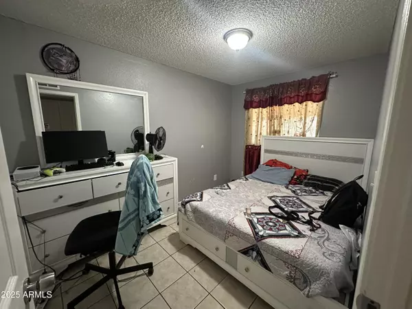Phoenix, AZ 85035,1616 N 63RD Avenue #48