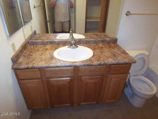 Chandler, AZ 85224,1825 W RAY Road #2024
