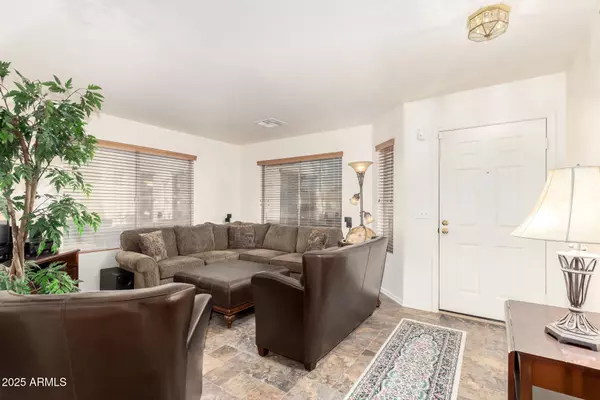 Phoenix, AZ 85041,7004 S 30TH Avenue
