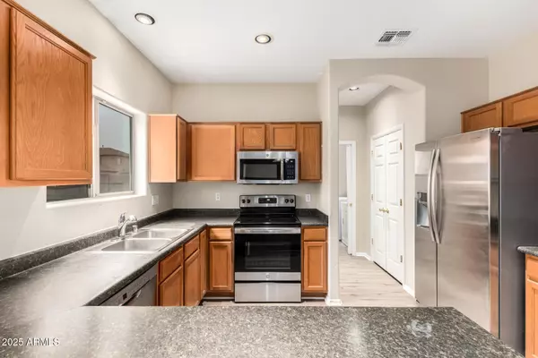 Phoenix, AZ 85041,517 W IAN Drive