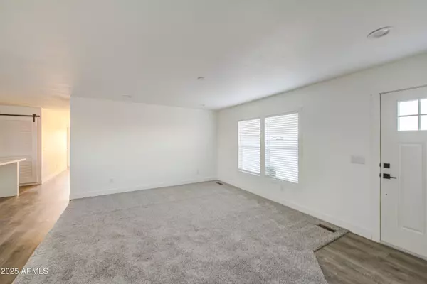 Tonopah, AZ 85354,34477 W SOUTH MOUNTAIN Avenue