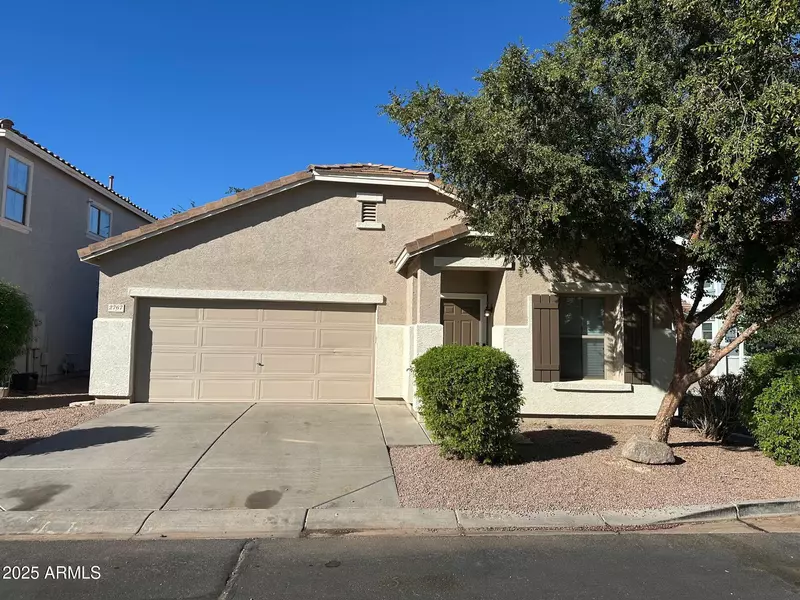 2767 S Sailors Way, Gilbert, AZ 85295