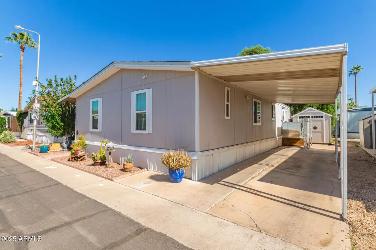 Glendale, AZ 85302,8401 N 67TH Avenue #97
