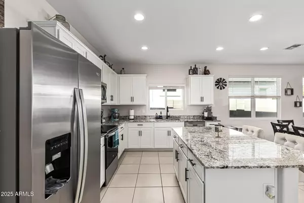 Tolleson, AZ 85353,4811 S 103RD Drive