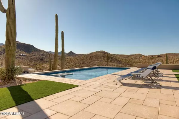 Tucson, AZ 85745,5901 W El Camino del Cerro --