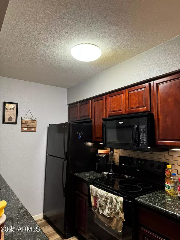 Scottsdale, AZ 85250,5877 N Granite Reef Road N #2237