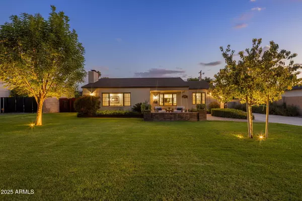 219 E OREGON Avenue, Phoenix, AZ 85012