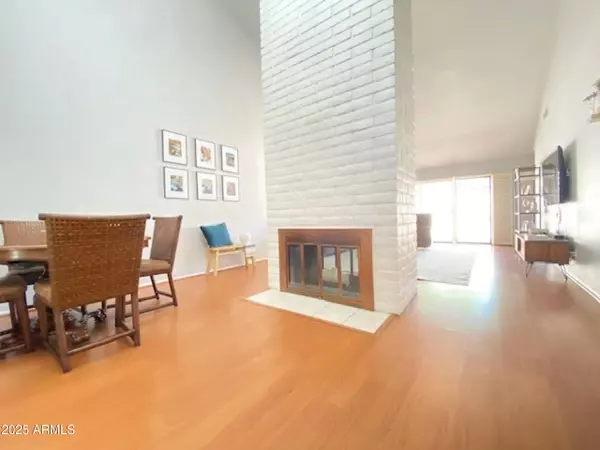 Phoenix, AZ 85014,1336 E MARYLAND Avenue #8