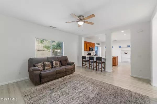 Maricopa, AZ 85138,44322 W CYPRESS Lane
