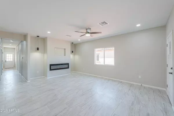 Casa Grande, AZ 85122,233 E Cedar Avenue