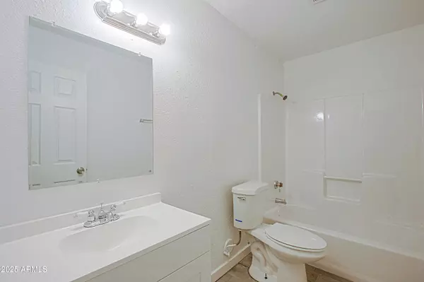 Phoenix, AZ 85022,13211 N 21st Place #3