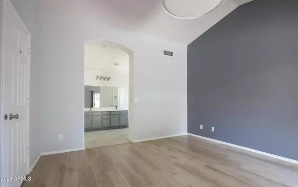 Scottsdale, AZ 85260,8824 E MESCAL Street