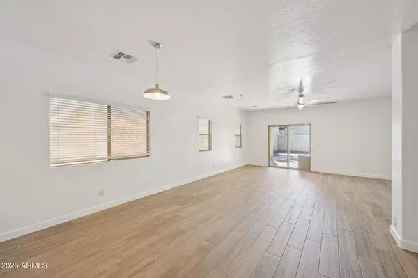 Goodyear, AZ 85338,16939 W COCOPAH Street