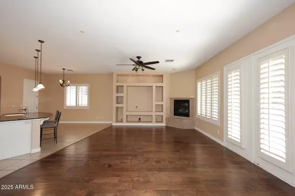 Phoenix, AZ 85024,2007 E TOPEKA Drive