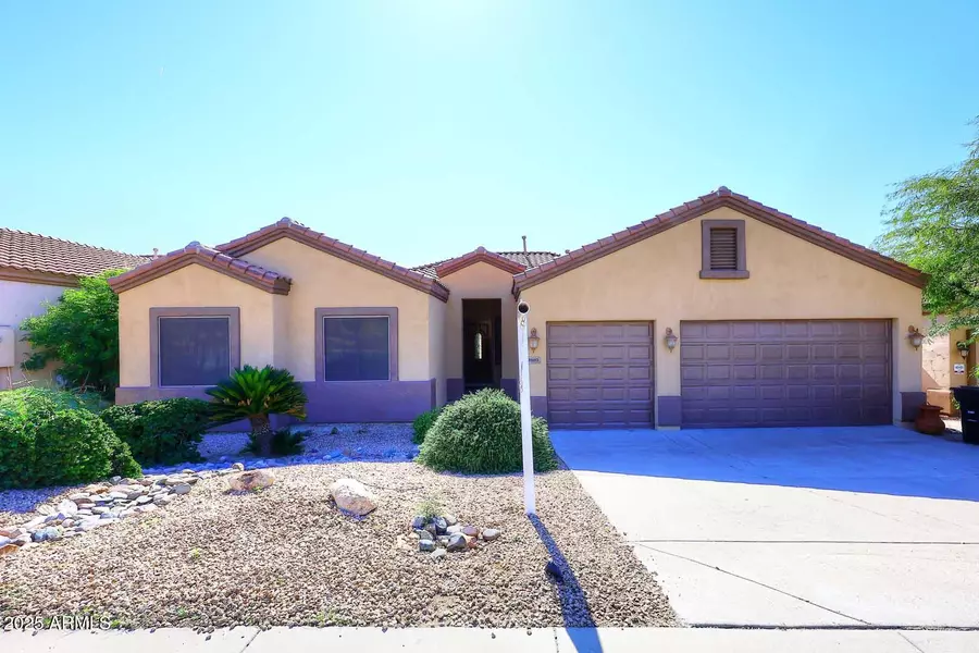 2007 E TOPEKA Drive, Phoenix, AZ 85024