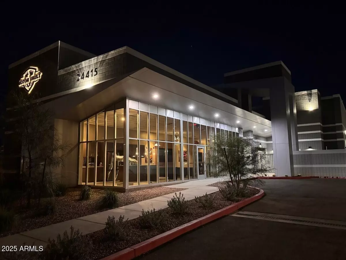 Phoenix, AZ 85085,24415 N 19TH Avenue #B-127
