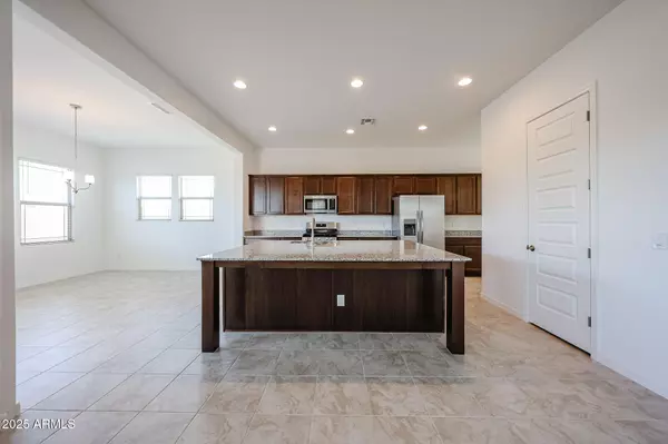 Peoria, AZ 85383,25110 N 75TH Lane