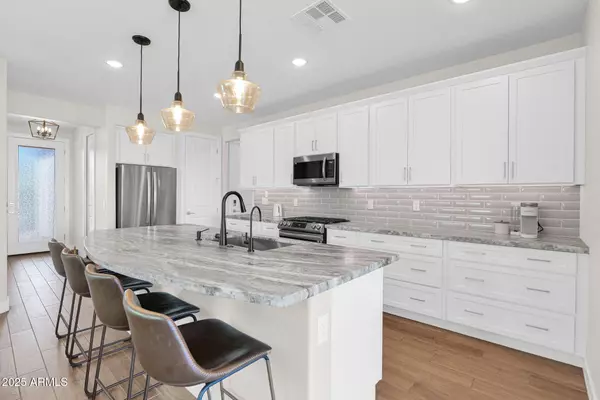 Buckeye, AZ 85396,5611 N 206TH Avenue
